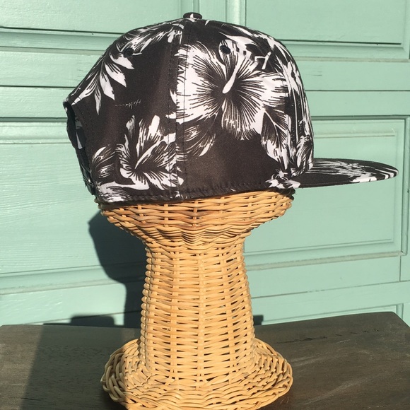 Double Portion Supply Hawaii snap cap - Picture 4 of 9